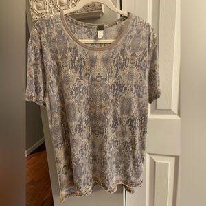 We The Free Snakeskin Pattern Top in Gray and Tan
